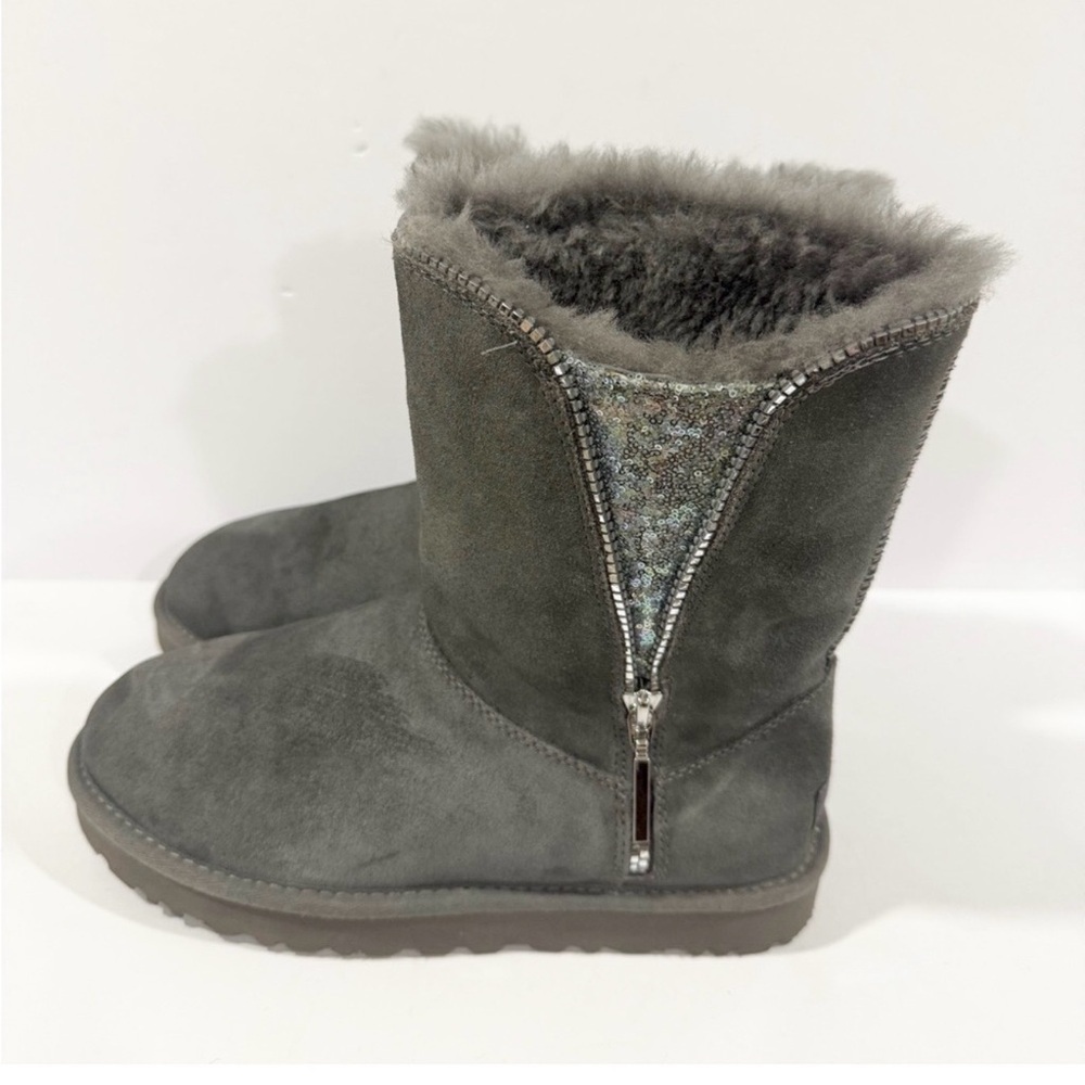 UGG Swarovski Crystal Zip Gray Sheepskin Boots Women 8 Winter - Picture 8 of 12